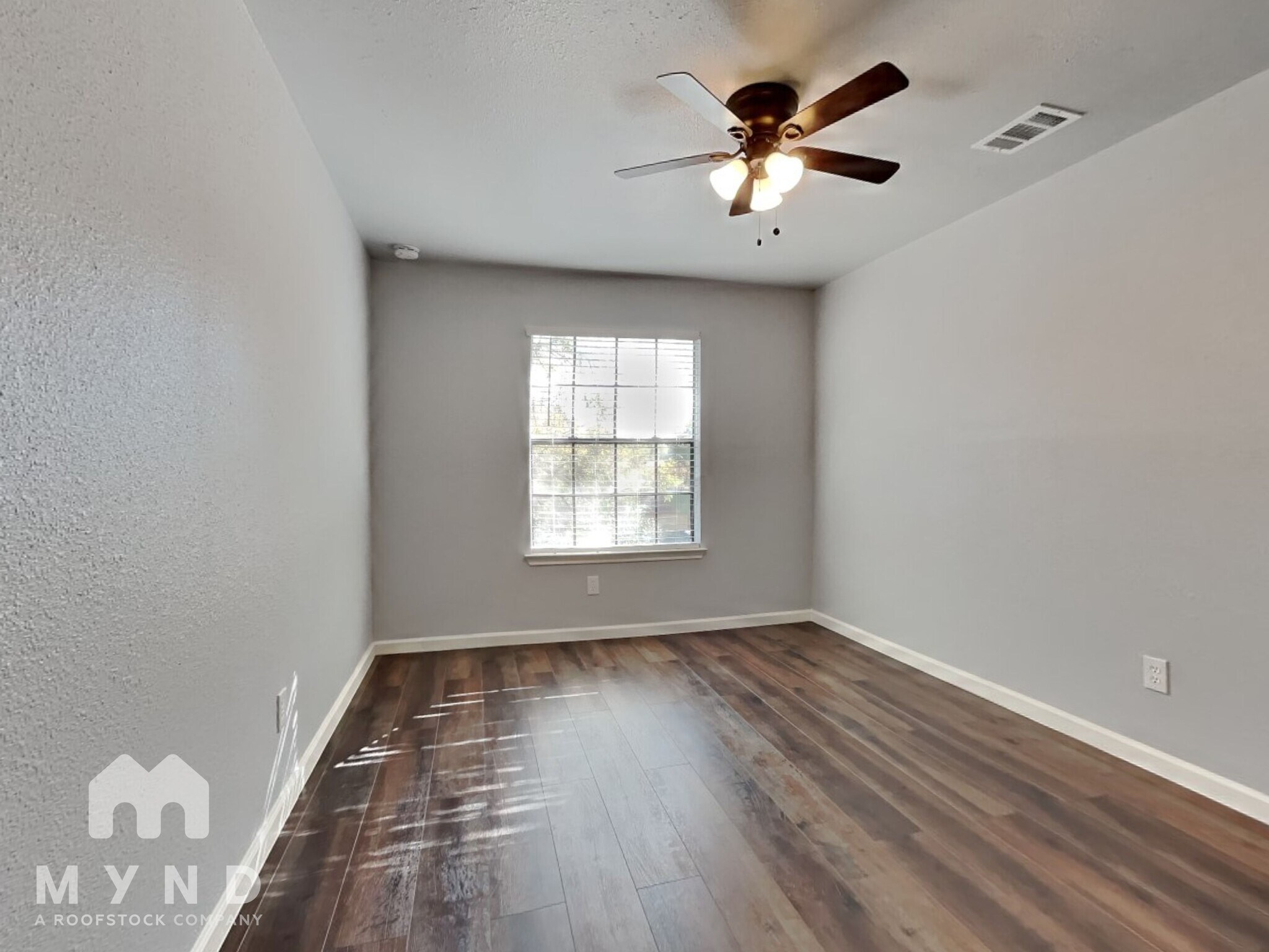 Building Photo - 11831 James Vinson Dr