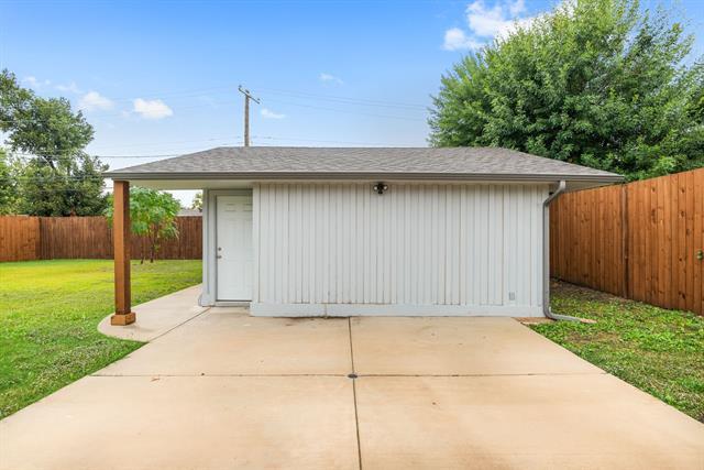 Building Photo - 3330 Darvany Dr