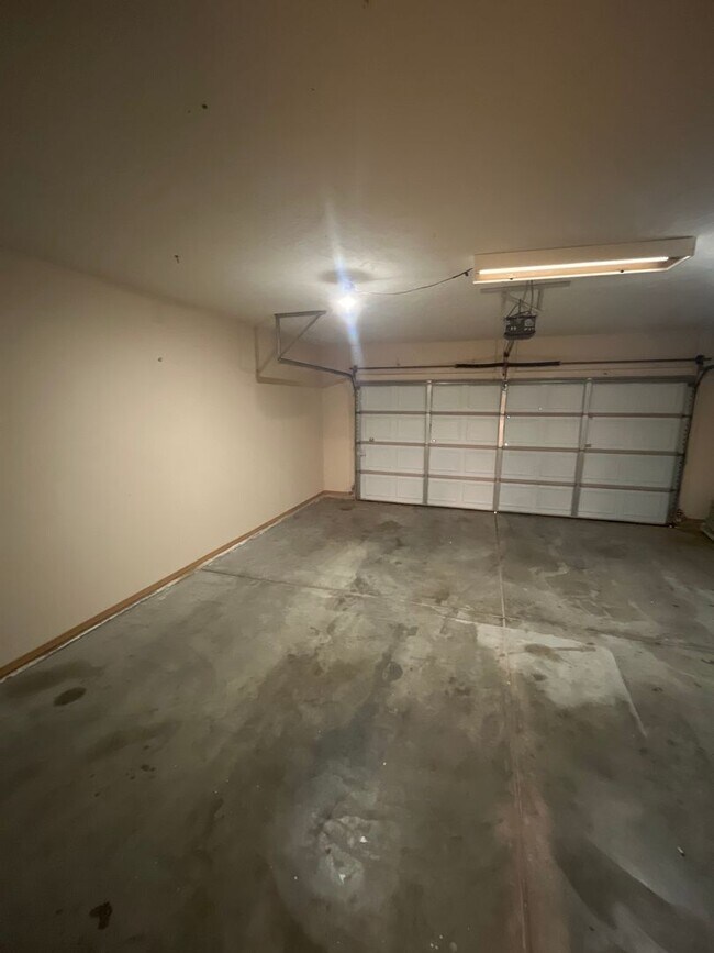 Building Photo - 137 Bailey Cir