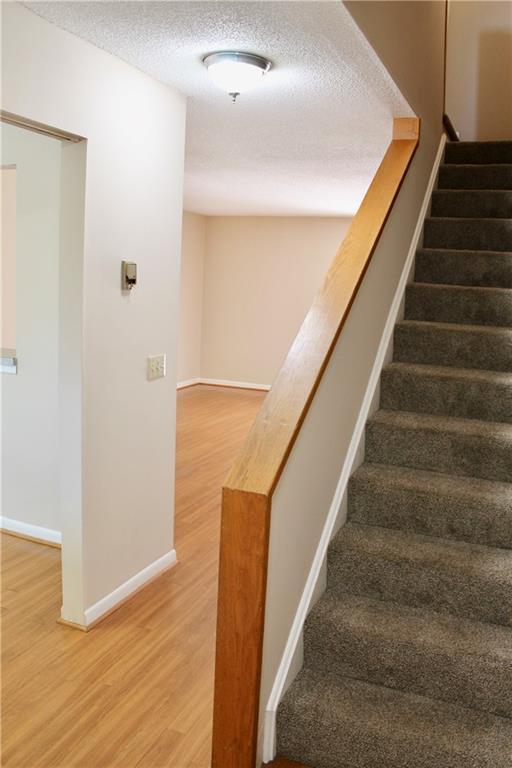 Building Photo - 1000 Mallery St