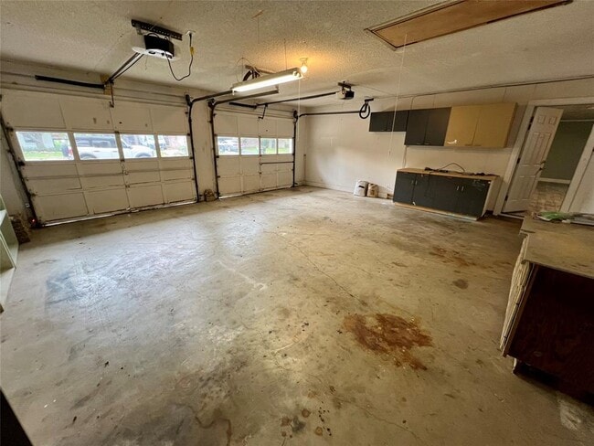 Building Photo - 795 Vogel Dr