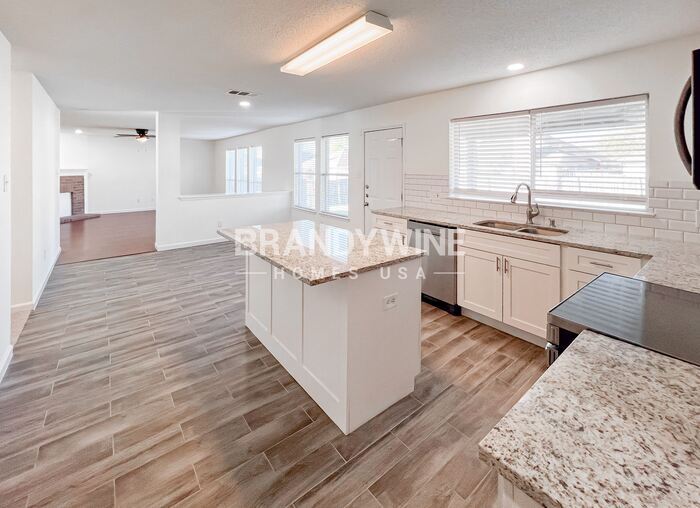 Building Photo - 1343 Prairie Dr