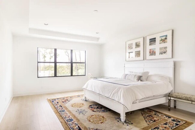 Building Photo - 13458 Artisan Cir