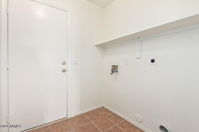 Building Photo - 6585 N 77th Dr