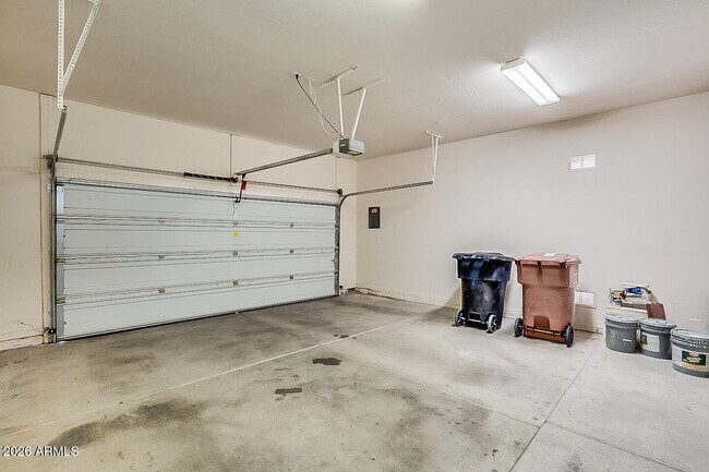 Building Photo - 11113 E Betony Dr