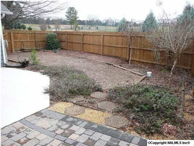 Building Photo - 214 Millstone Ln