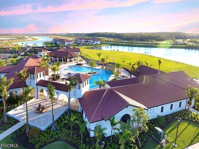 Building Photo - 11600 Golden Oak Terrace