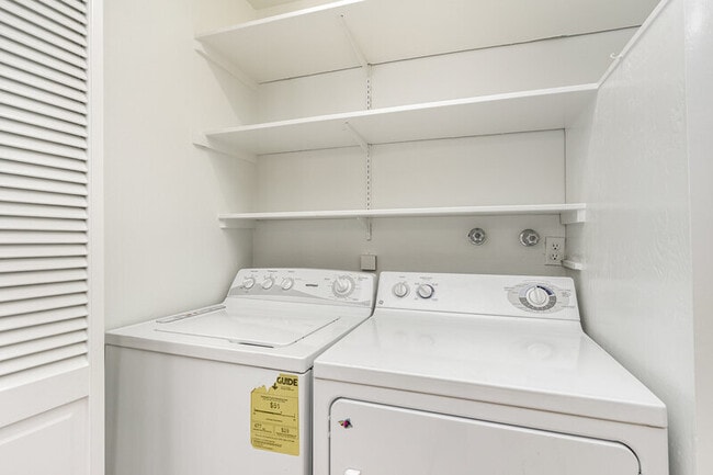 Building Photo - 6413 Sand Point Way NE