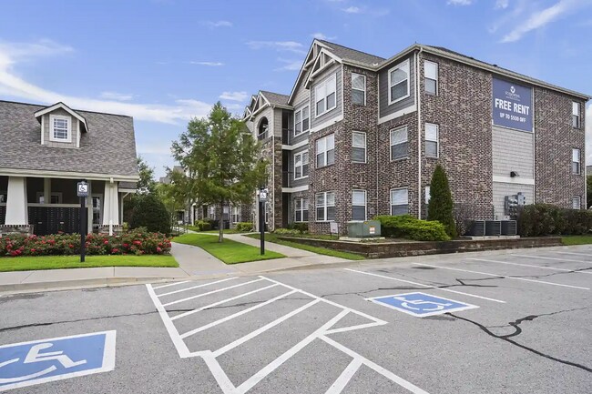 Building Photo - 2800 N 23rd St