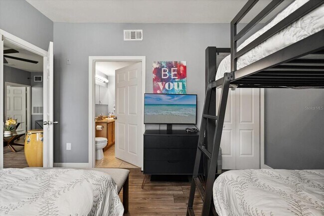 Building Photo - 3714 Palm Desert Ln