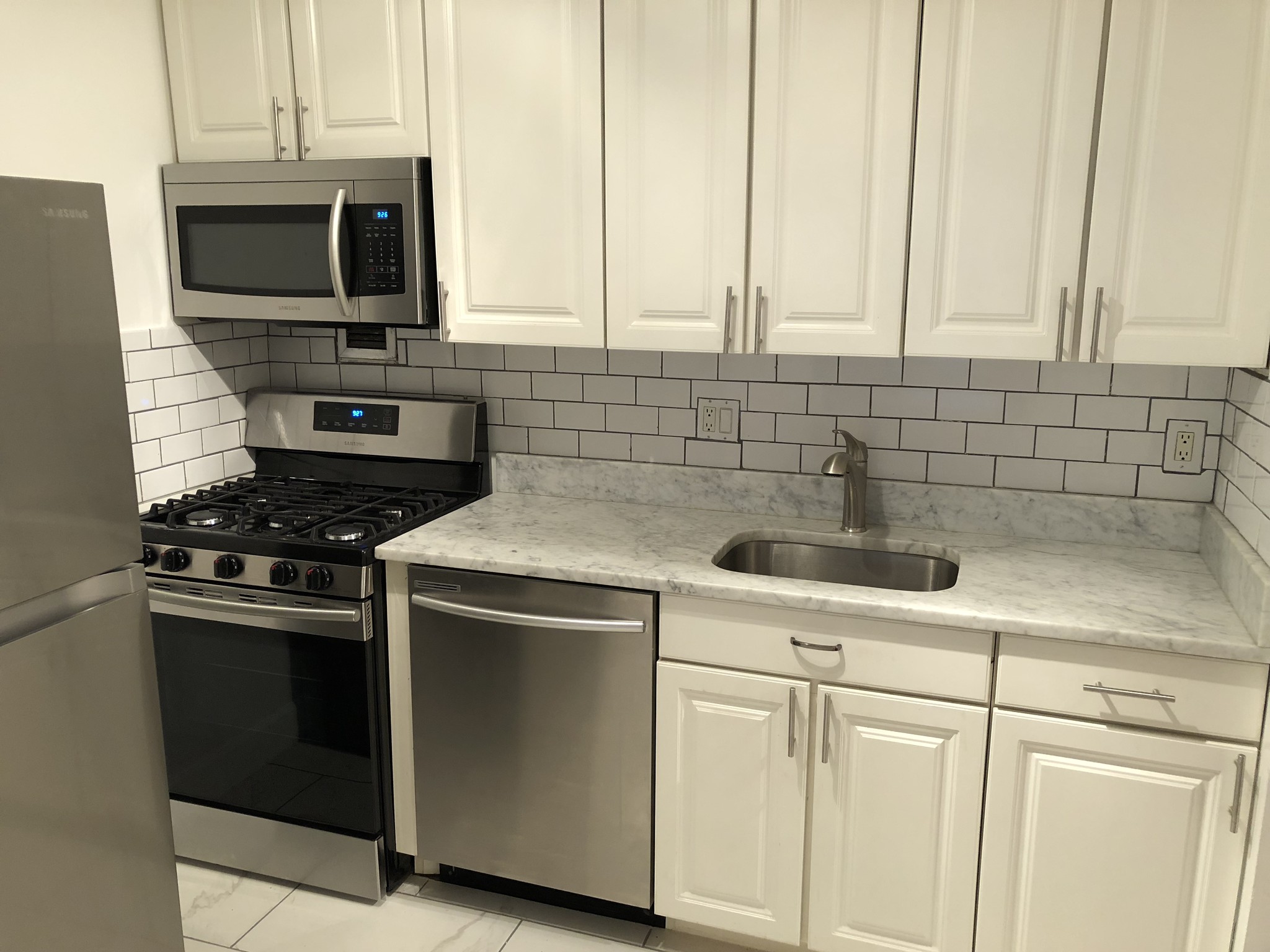 Kitchen studio #116 - 1301 20th St NW