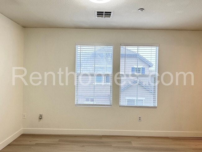 Building Photo - 1603 White Hickory Pl