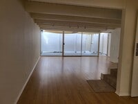 Building Photo - 312 S Elm Dr