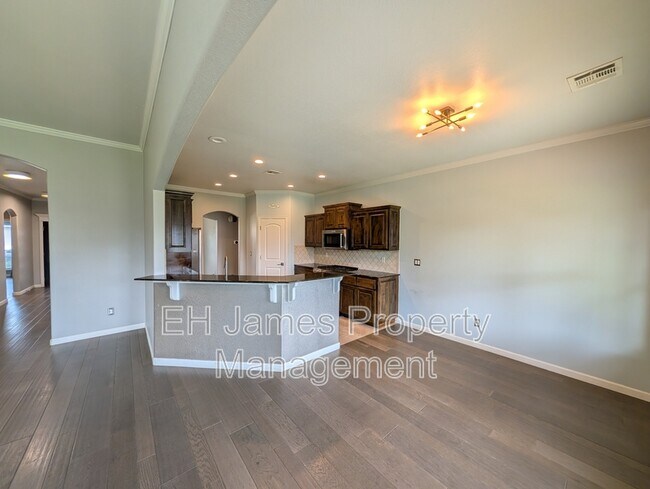 Building Photo - 3612 West 107th Ct S