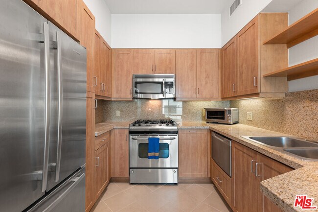 Building Photo - 267 San Pedro St