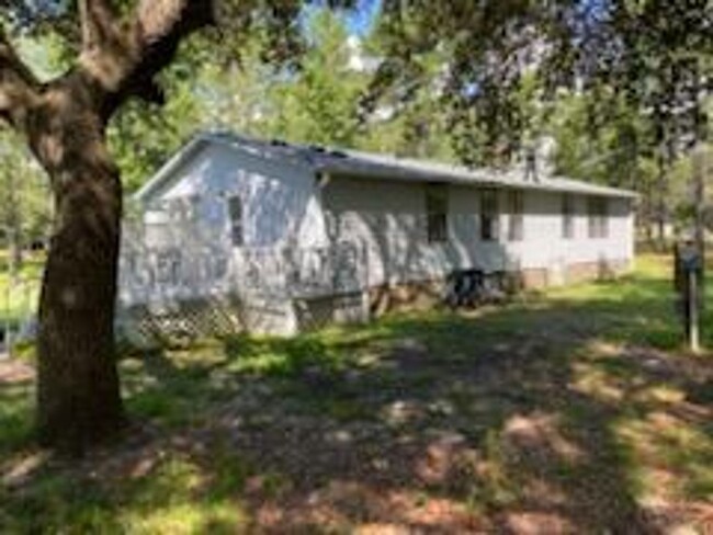 Building Photo - Hampstead - 3 Bedroom, 2 Bath Home