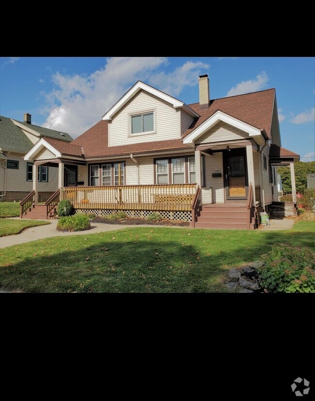 Building Photo - 3758 E Allerton Ave