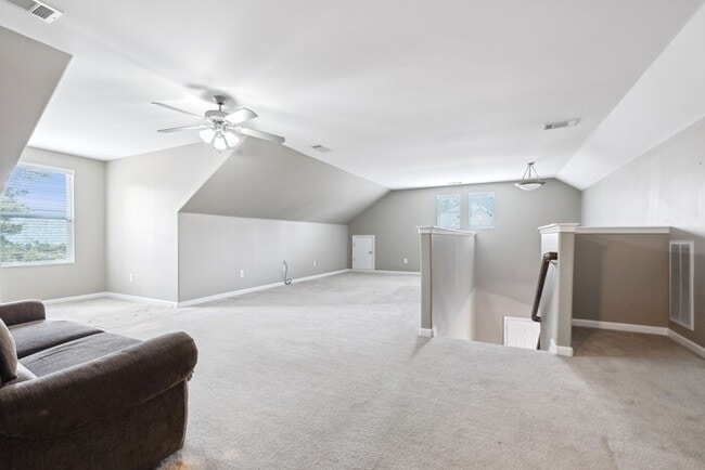 Building Photo - 3 Bedroom 3 Bath Home in Mt Juliet Now Lea...