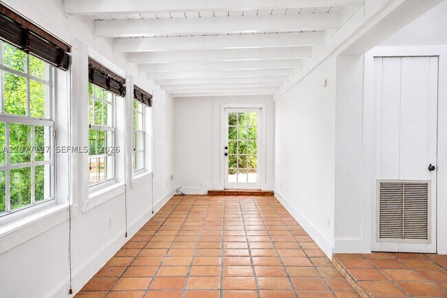 Building Photo - 4134 Ventura Ave