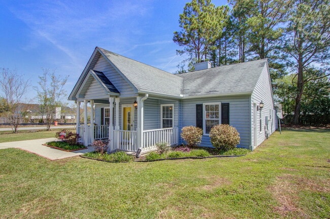 Building Photo - 156 Pecan Grove Ave