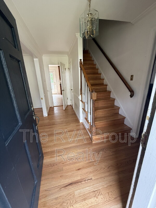 Building Photo - 10075 Aragon Dr