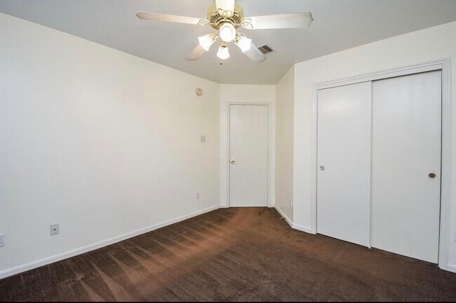 Building Photo - 20802 Oak Rain Ct