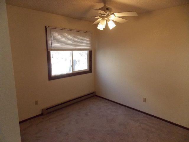 Building Photo - 2 bedroom in Billings MT 59101