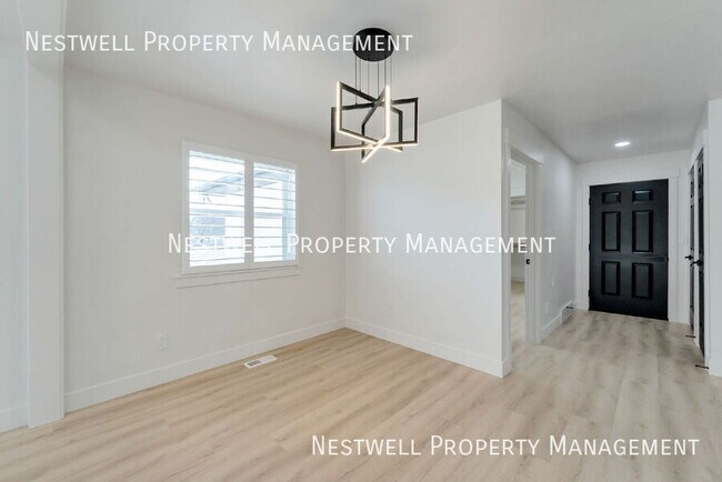 Building Photo - 353 Redberry Rd