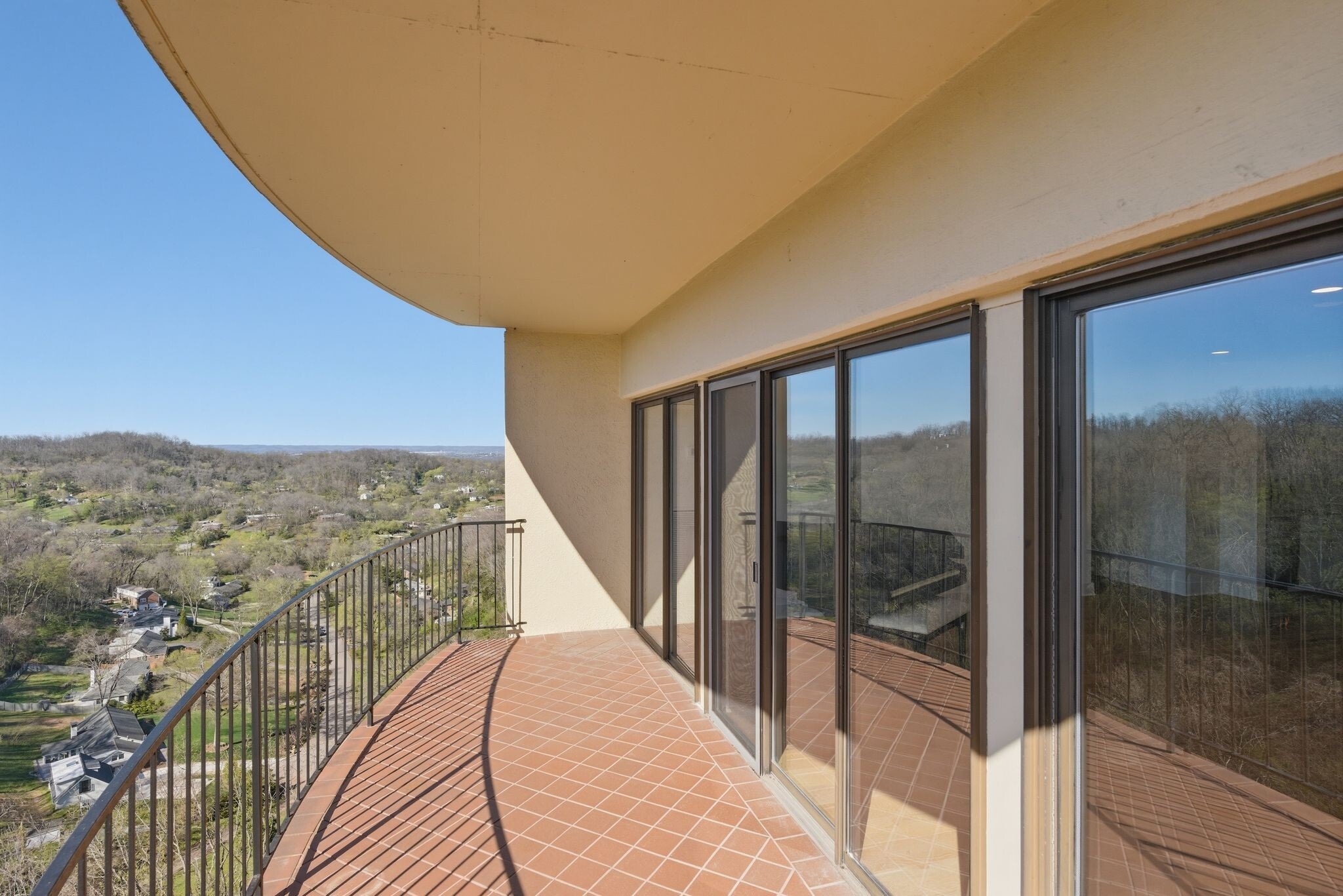 Building Photo - 6666 Brookmont Ter