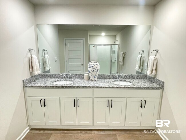 Building Photo - 11198 Elemis Dr