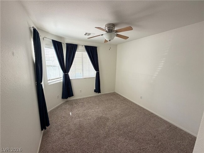 Building Photo - 374 Yacht Ave