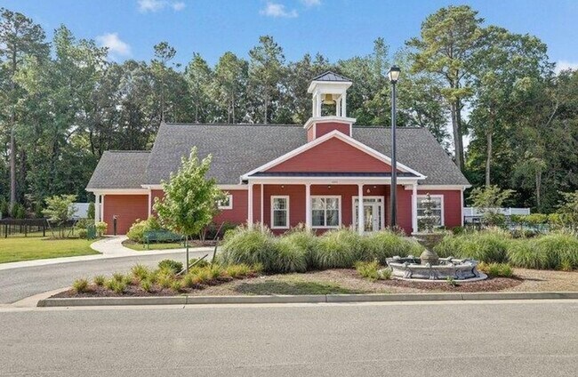 Building Photo - 205 Promenade Ln