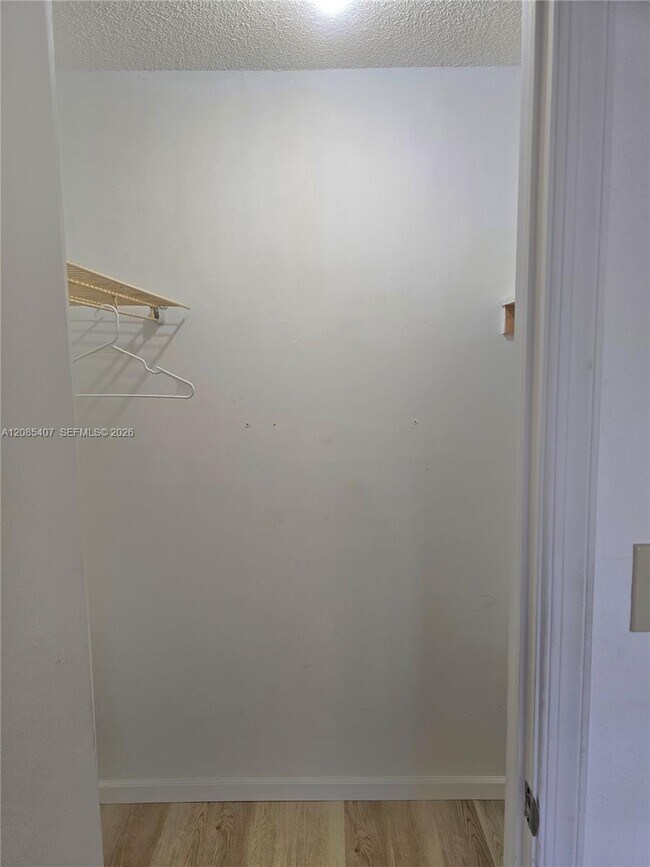 Building Photo - 3000 Sunrise Lakes Dr W