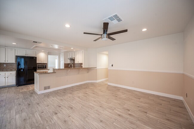 Building Photo - 1416 Grey Hunter Dr