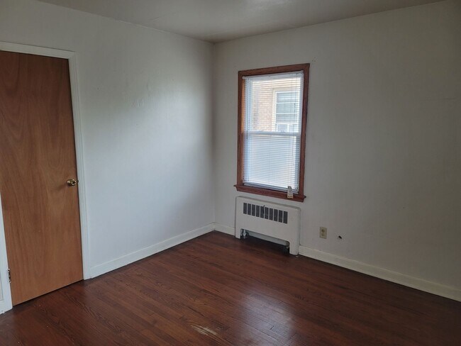 Building Photo - 4510 W Capitol Dr