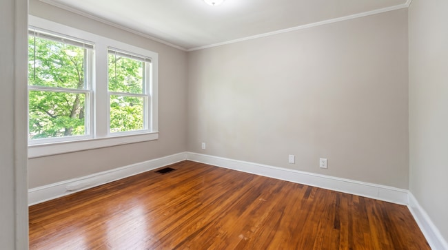 Building Photo - Affordable 2 Bedroom Home in Convenient Lenoir Location