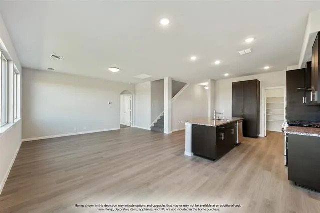 Building Photo - 1135 Saddle Ridge Dr
