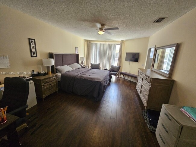 Building Photo - 21394 Marina Cove Cir