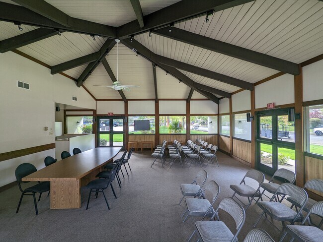 Building Photo - 3520 Shelter Creek Dr