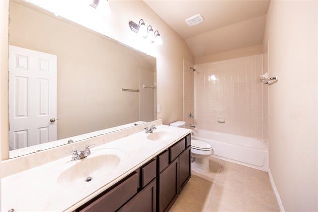 Building Photo - 1821 Abby Creek Dr