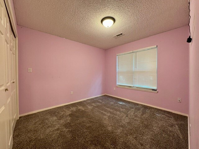 Building Photo - 13135 Pleasant Hill Rd