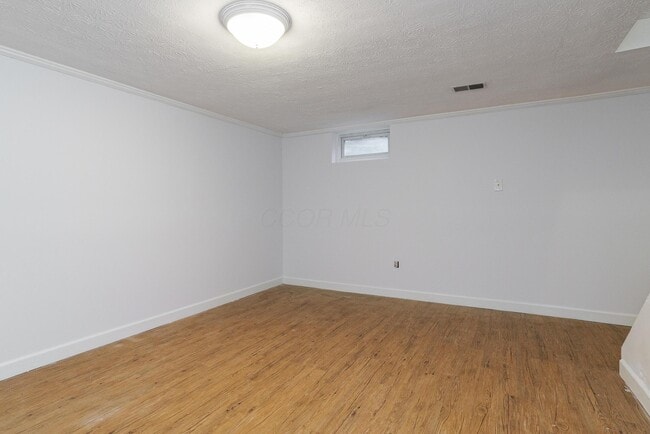 Building Photo - 1217 Weybridge Rd