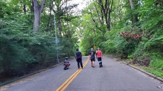 Building Photo - 118-82 Metropolitan Ave