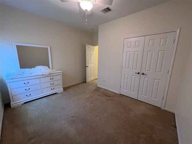 Building Photo - 406 Price Dr