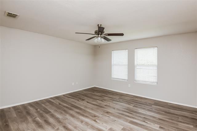 Building Photo - 1601 Queens Brook Ln