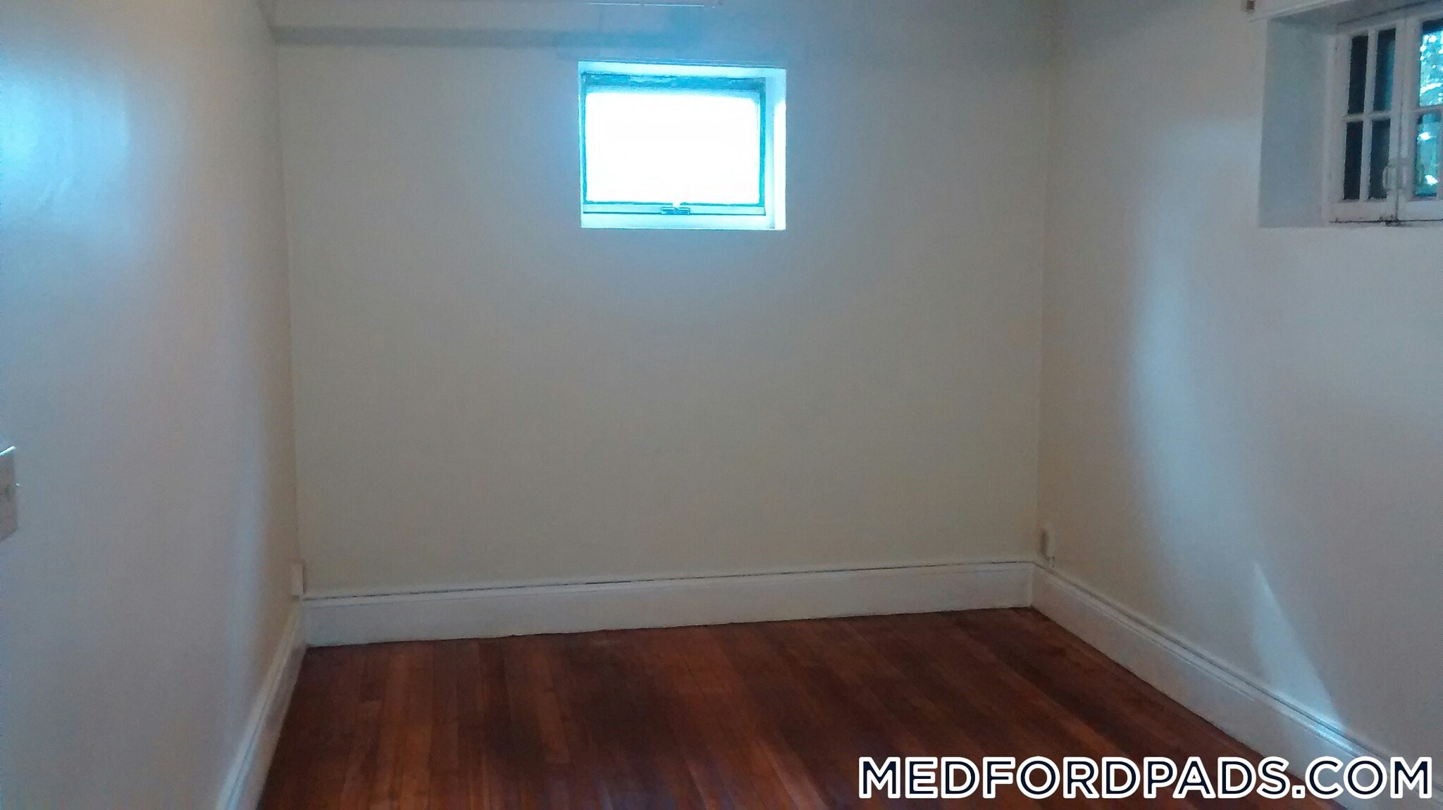 Building Photo - 53 Fellsway W