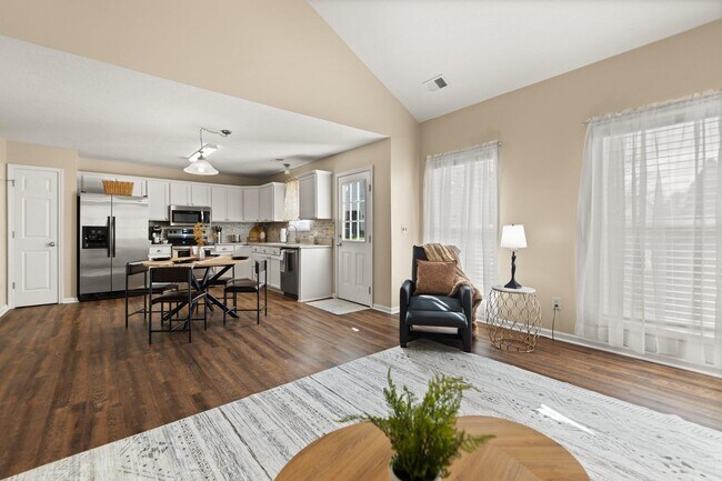 Building Photo - 1409 Pleasant Ridge Dr