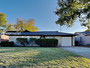 Building Photo - 5242 Grace Point Ln