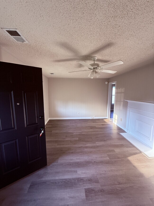 Building Photo - 724 McArthur Blvd