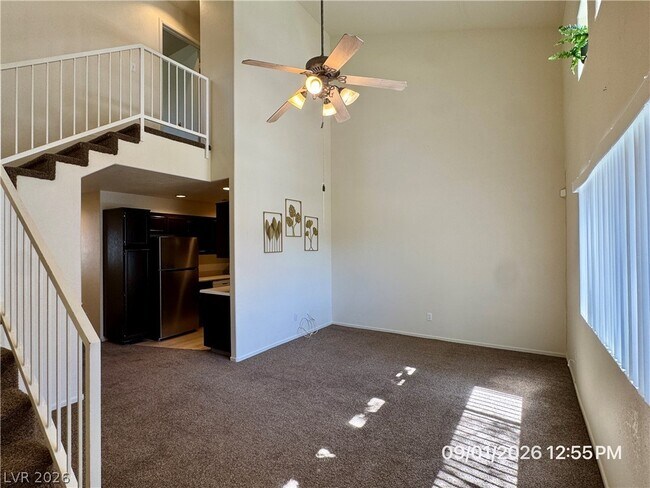 Building Photo - 5623 Calais Ct